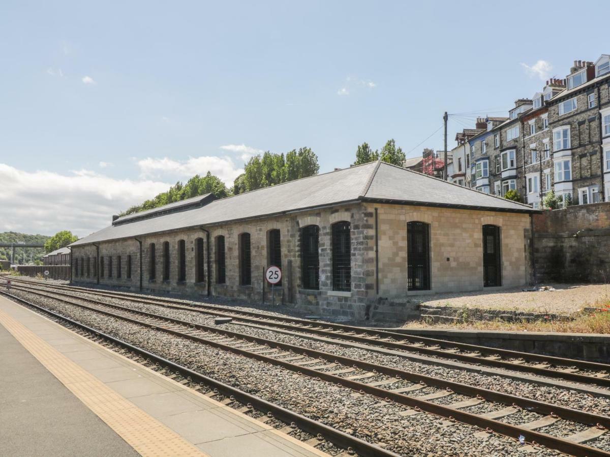 George Stephenson Engine Shed Apartment Whitby Exterior photo
